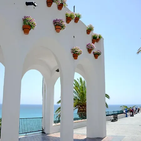 10 Jardines De Nerja